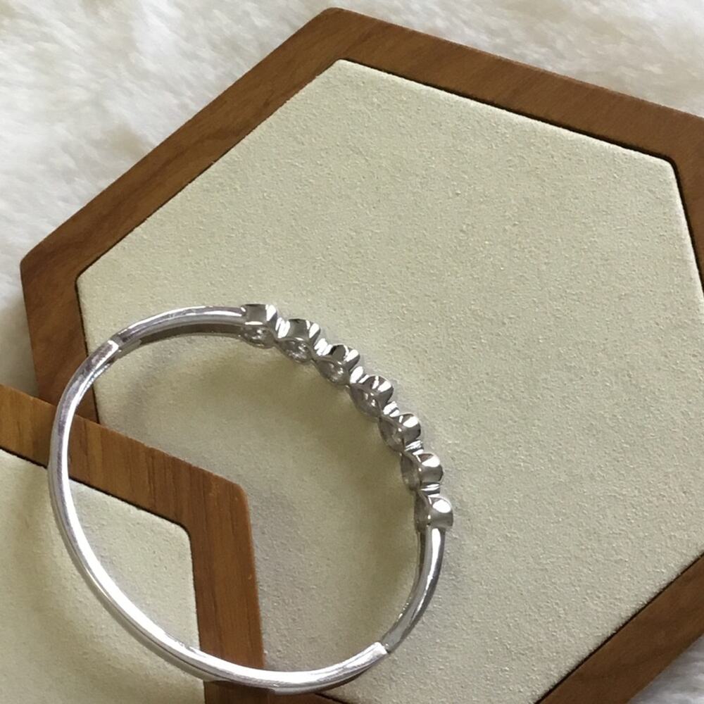 Silver Hearts with Vibrant Crystals Bangle - Picture 7 of 8